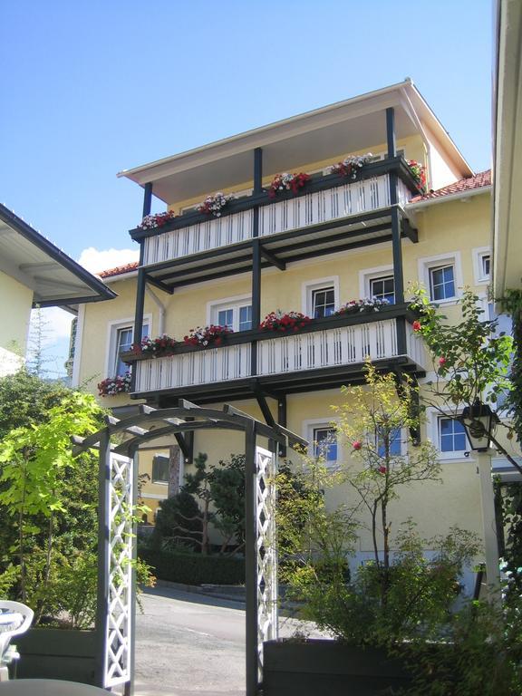 Pension & Apartments Ertl Seeboden Buitenkant foto