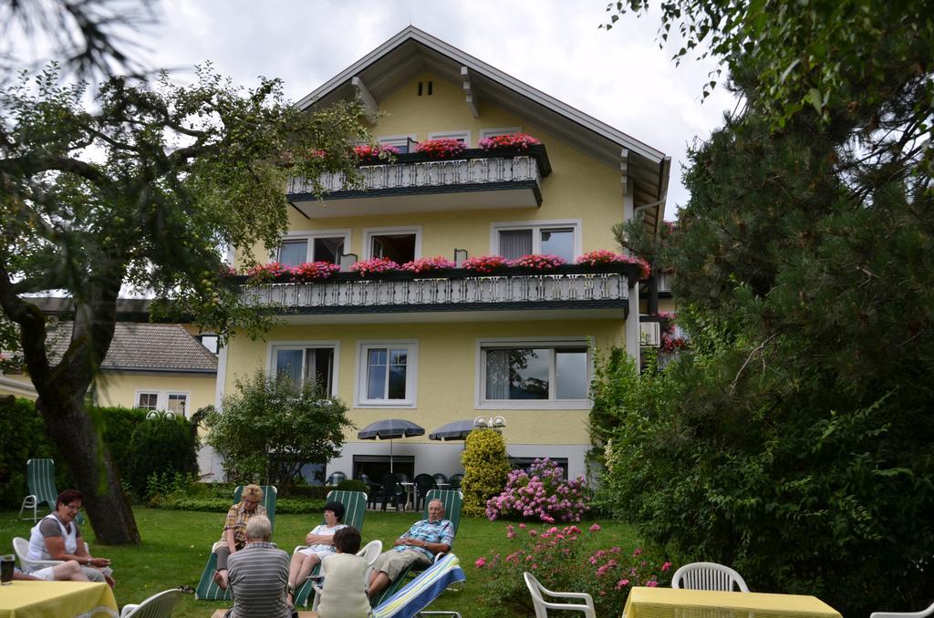 Pension & Apartments Ertl Seeboden Buitenkant foto